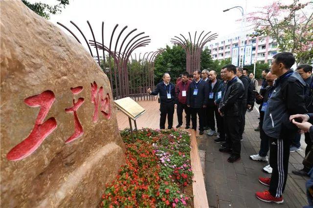 大師進(jìn)校園，放飛技能夢——全國高技能領(lǐng)軍人才蒞臨我院參觀交流