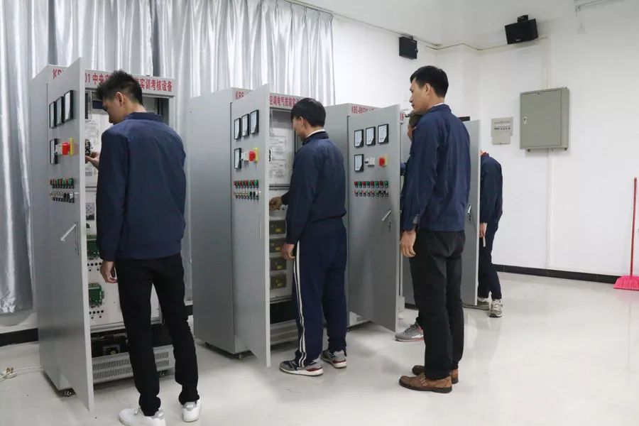 學在省電商丨不負最美校園，不負青春時光